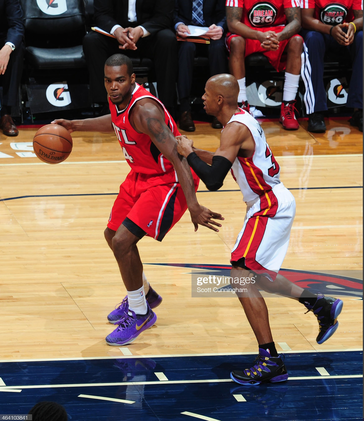 Air Jordan 28 SE - Ray Allen Miami Heat PE