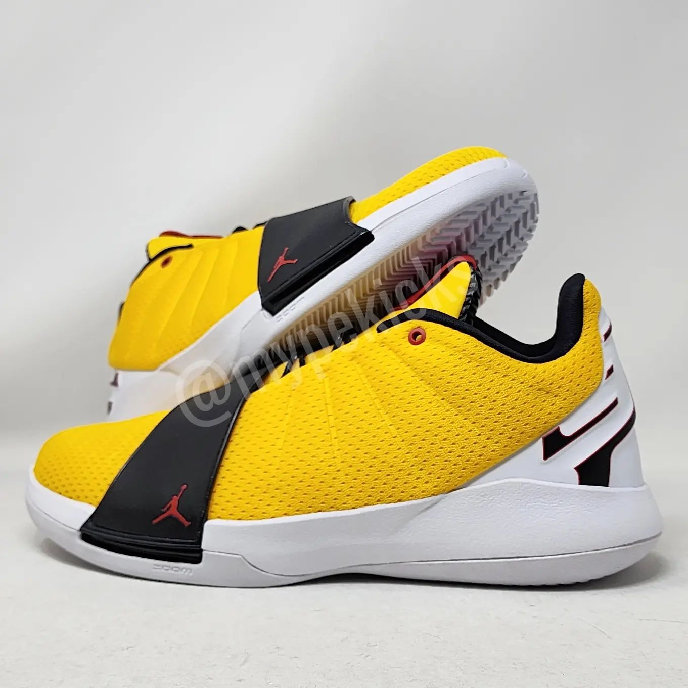 Chris paul tennis shoes online