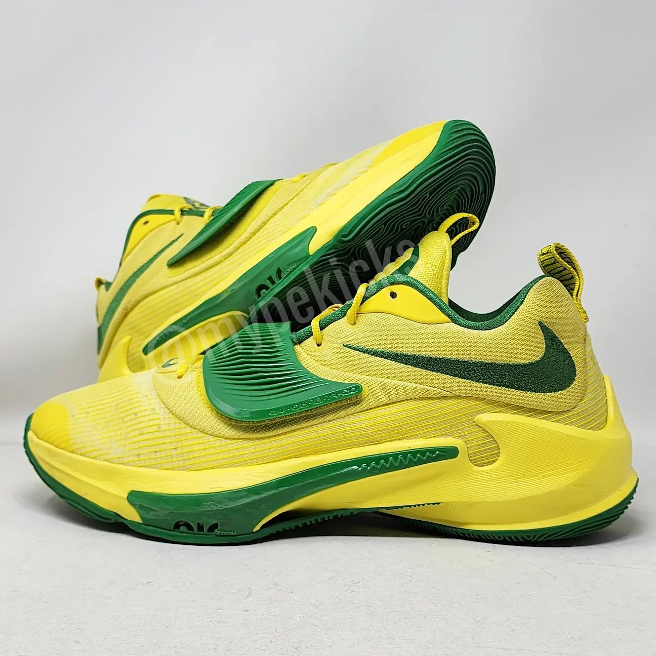 Nike Zoom Freak 3 - Oregon Ducks PE