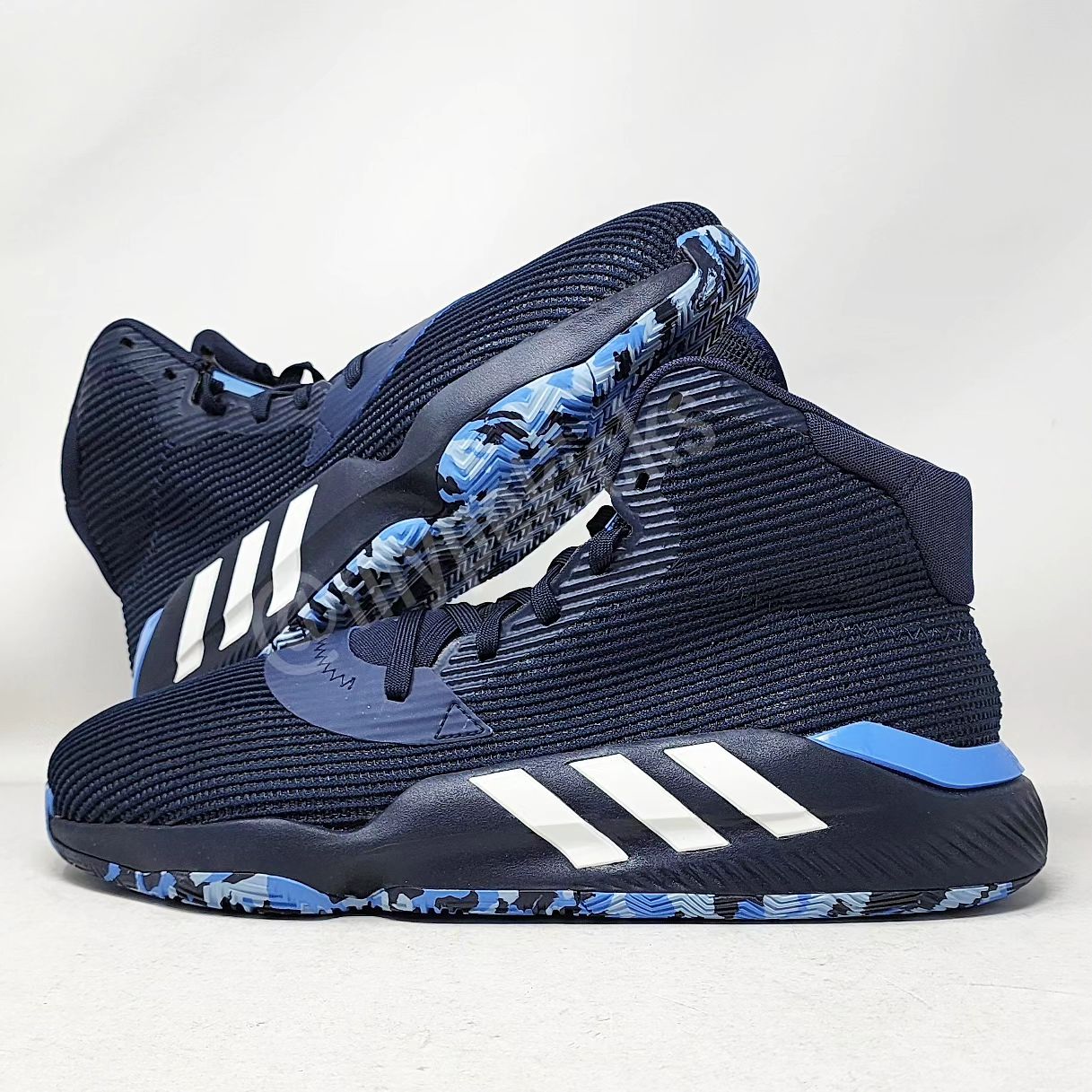 Adidas Pro Bounce Mid 19 - Kristaps Porzingis Dallas Mavericks PE