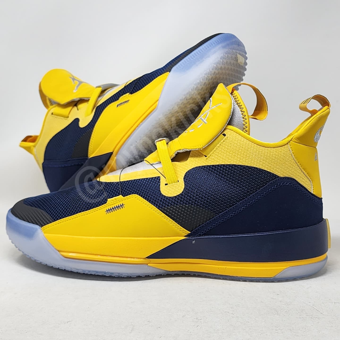 Air Jordan 33 Victor Oladipo Indiana Pacers PE