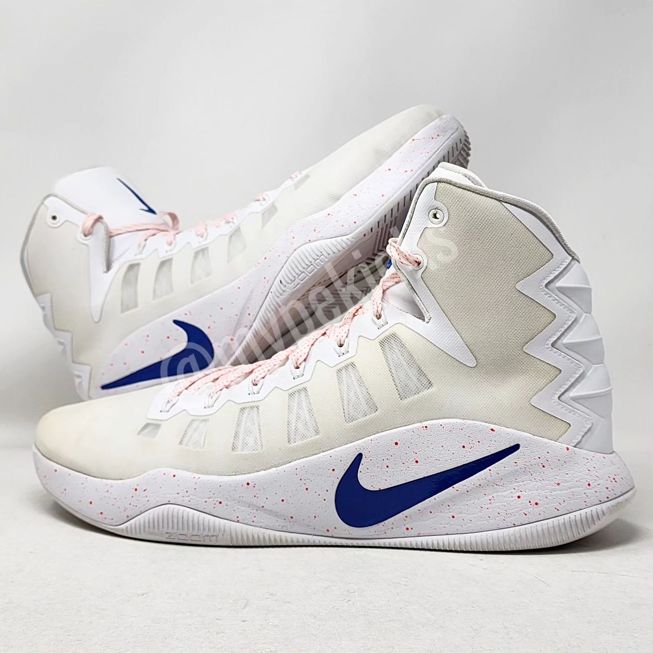Nike Hyperdunk 2016 - Ben Simmons Philadelphia 76ers PE