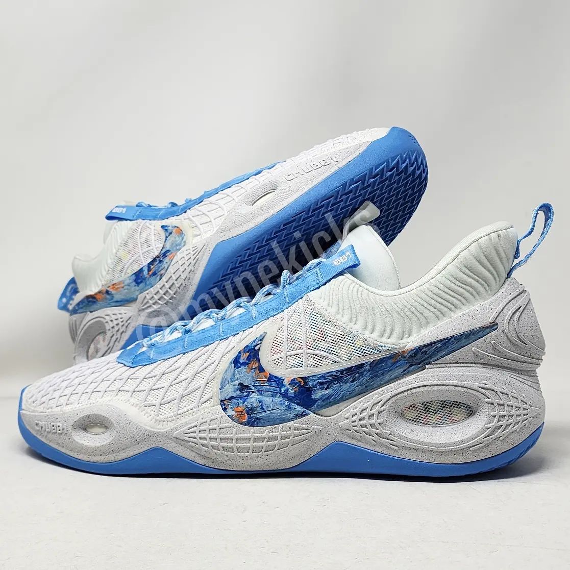 Nike Cosmic Unity - Anthony Davis Los Angeles Lakers PE