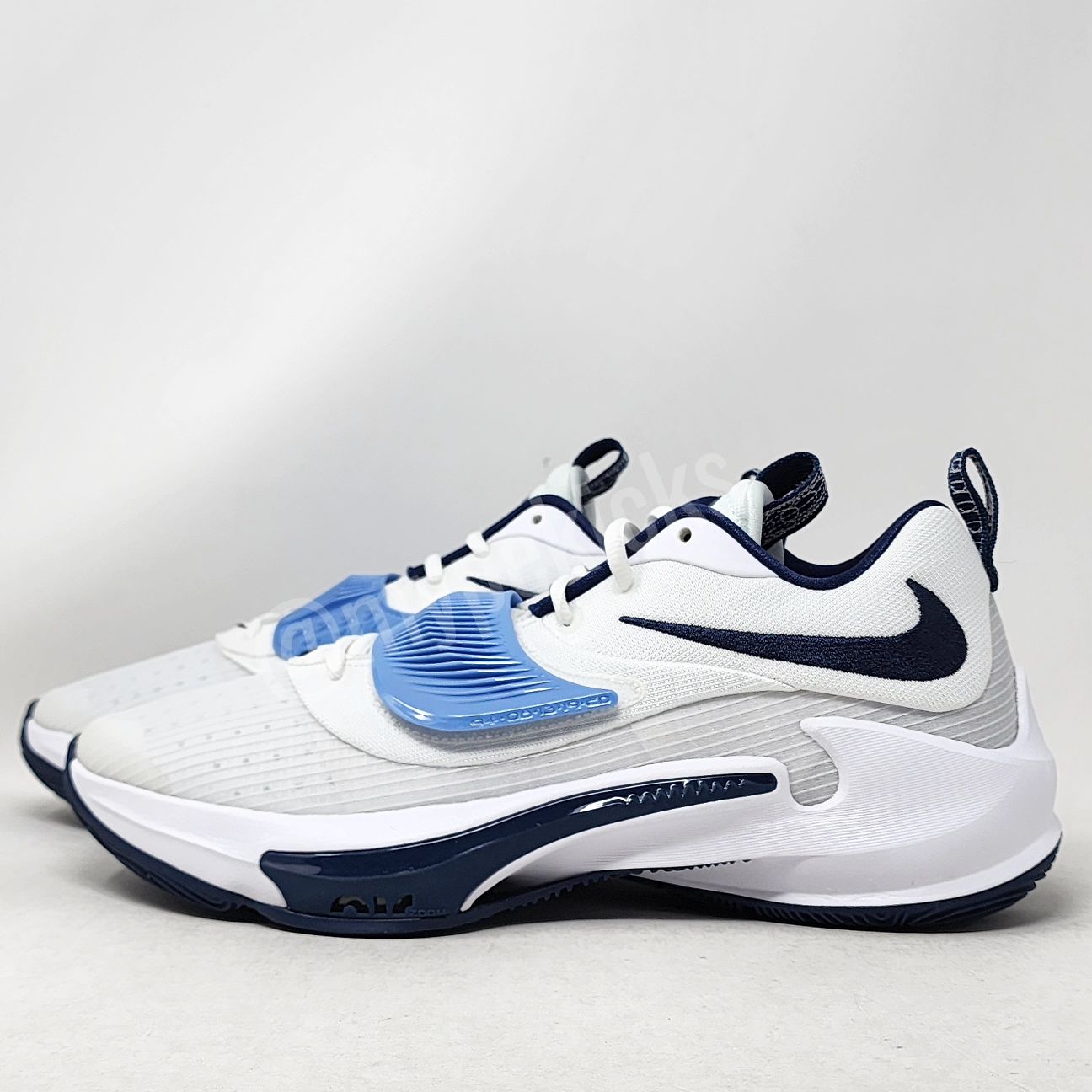 Nike Zoom Freak 3 - Villanova Wildcats PE