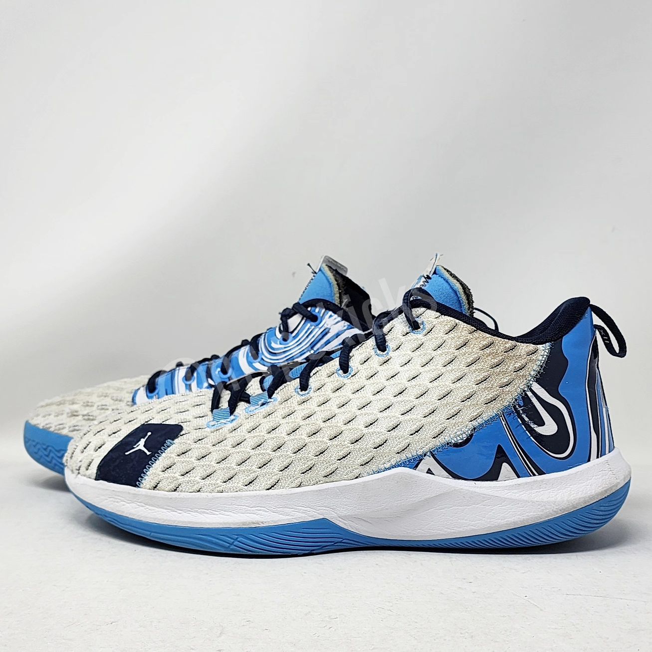 Jordan CP3.XII - UNC Tar Heels PE