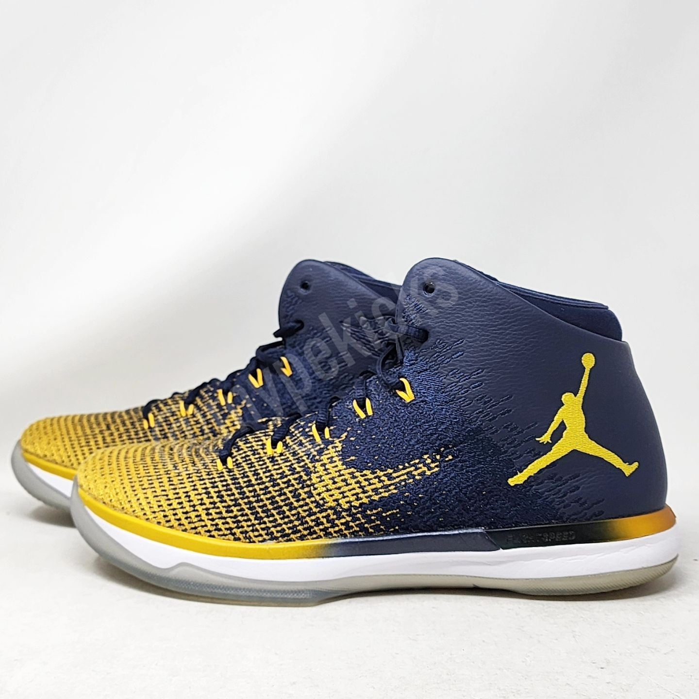 Air Jordan 31 - Michigan Wolverines PE