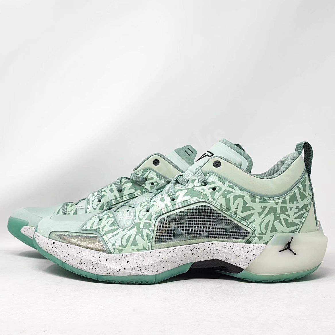 Air Jordan 37 Low - Jayson Tatum "Pistachio Frost" PE