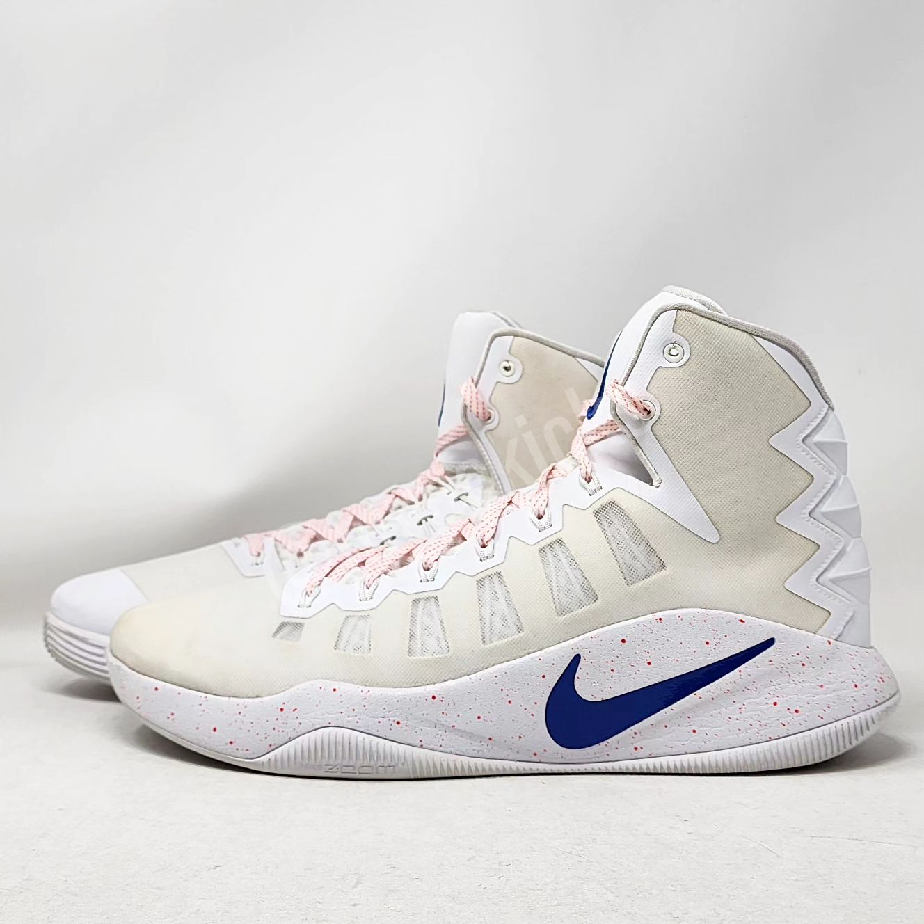 Nike Hyperdunk 2016 - Ben Simmons Philadelphia 76ers PE