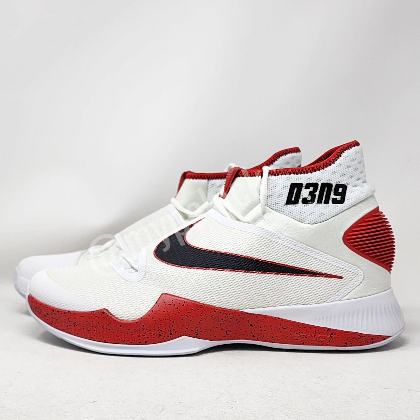 Nike HyperRev 2016 - Luol Deng Miami Heat PE