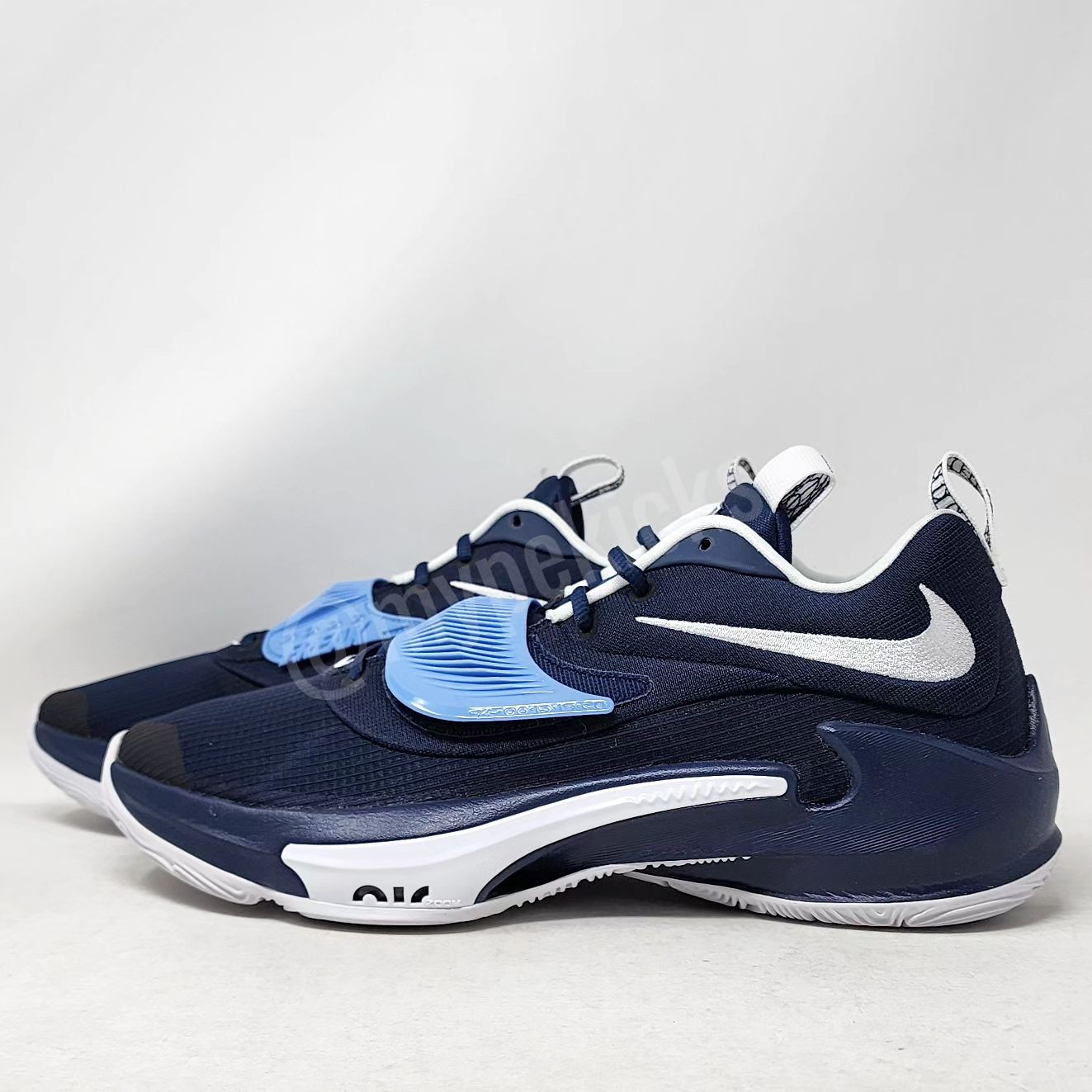 Nike Zoom Freak 3 - Villanova Wildcats PE