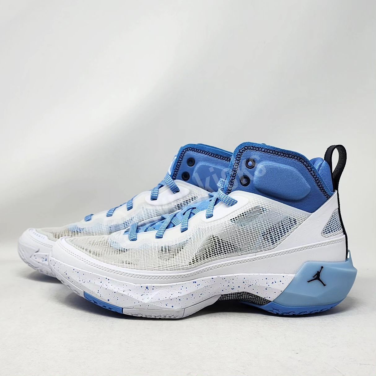 Air Jordan 37 - UNC Tar Heels PE