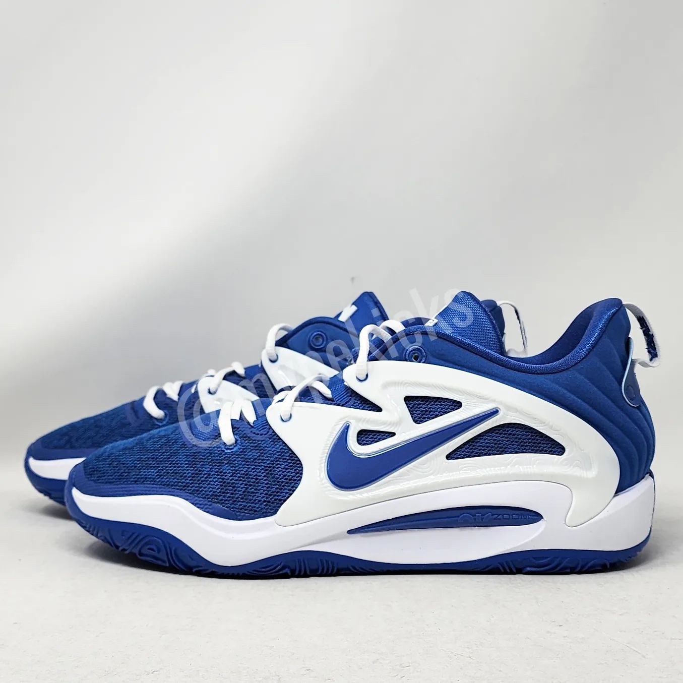 Nike KD 15 - Kentucky Wildcats PE