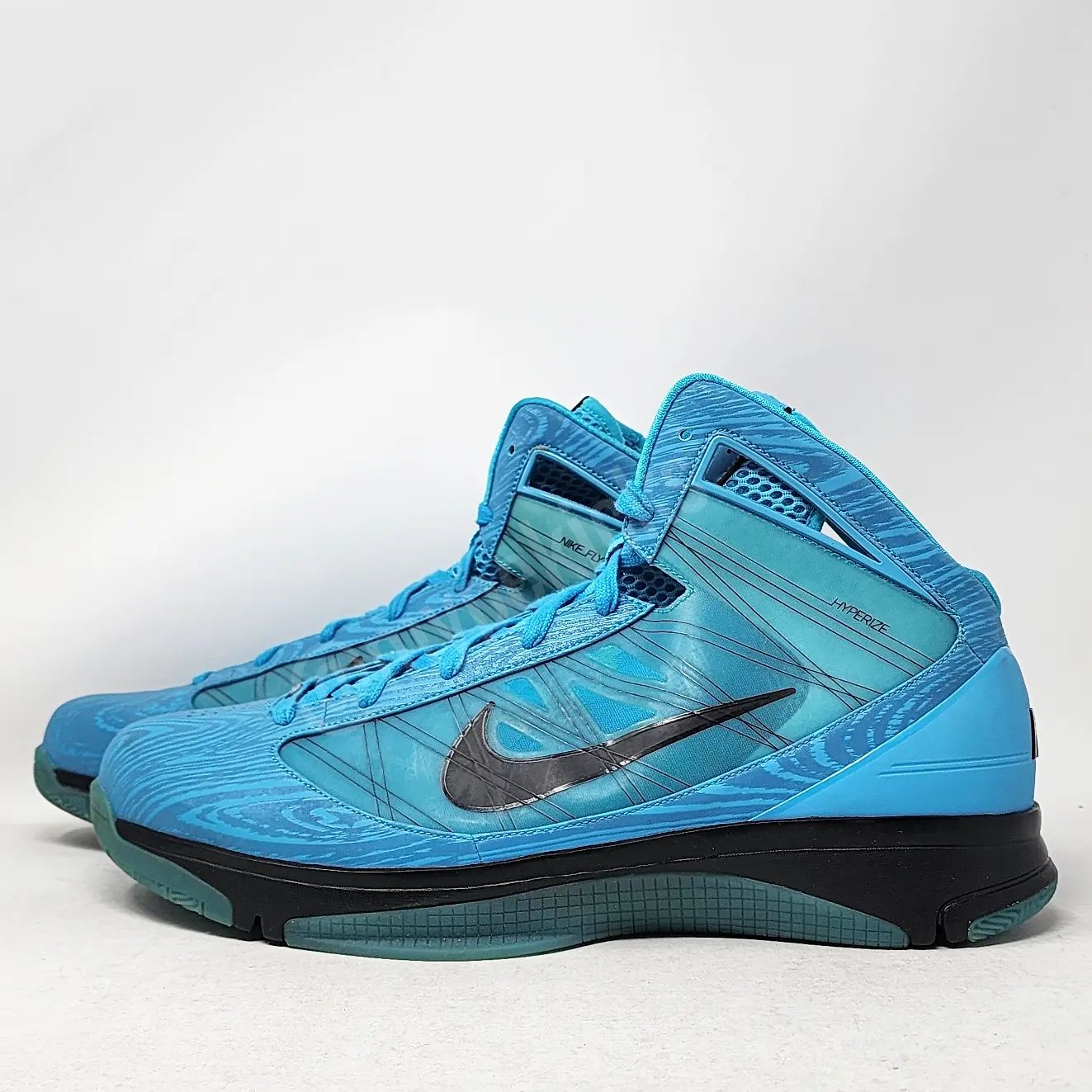 Nike Hyperize - Chris Bosh Toronto Raptors PE