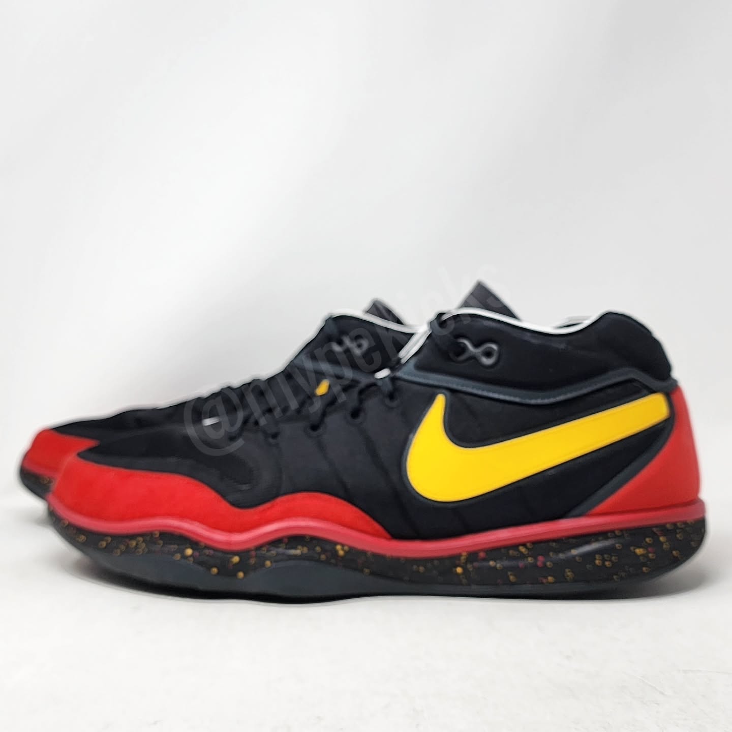 Nike Air Zoom G.T. Hustle 2 - Kevin Love Miami Heat PE