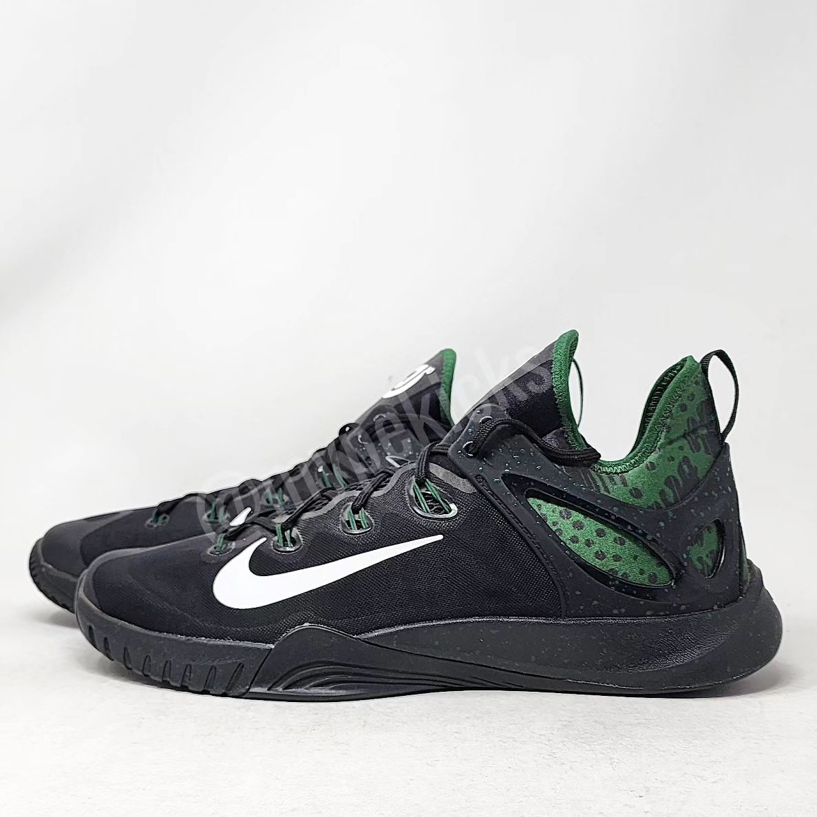 Nike HyperRev 2015 - O.J. Mayo Milwaukee Bucks PE