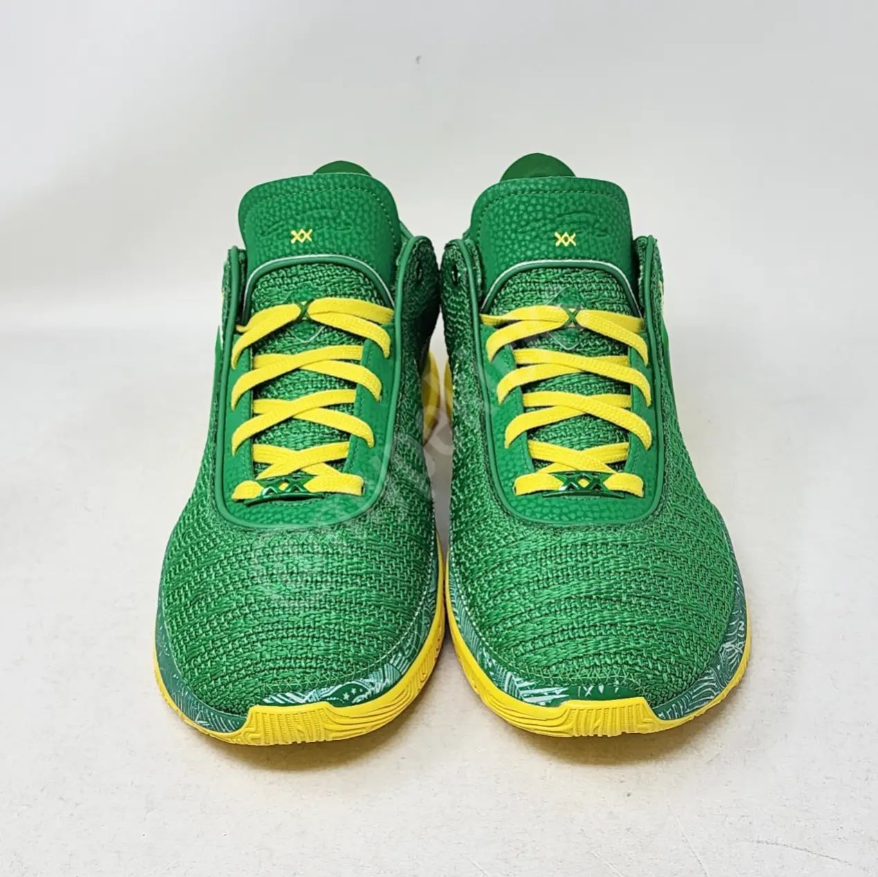 Nike LeBron 20 - Oregon Ducks PE