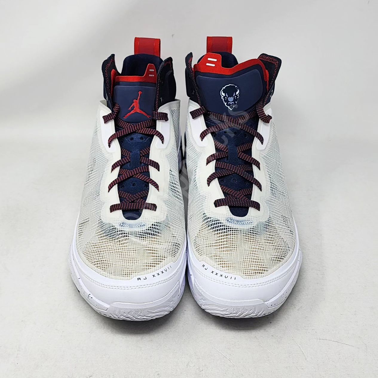 Air Jordan 37 - Howard Bisons PE