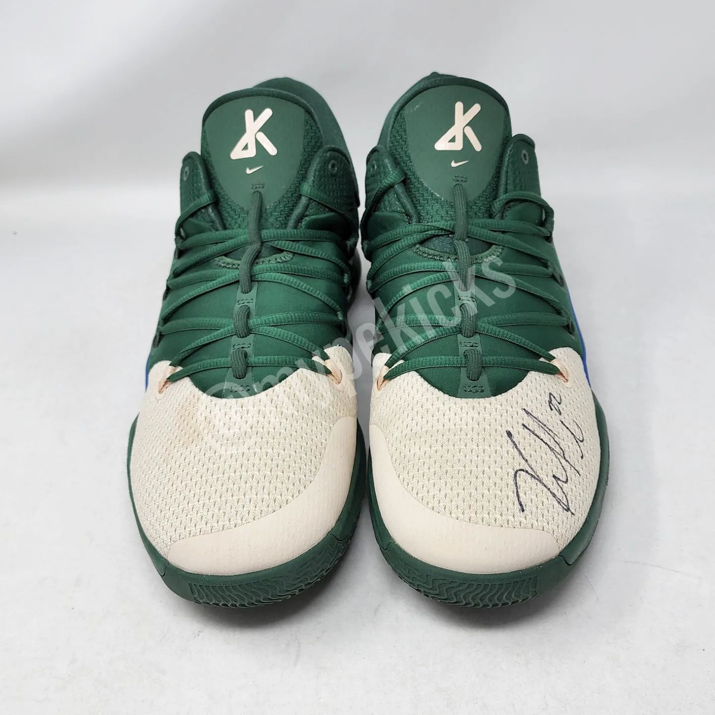 Nike Hyperdunk X Low - Khris Middleton Milwaukee Bucks PE