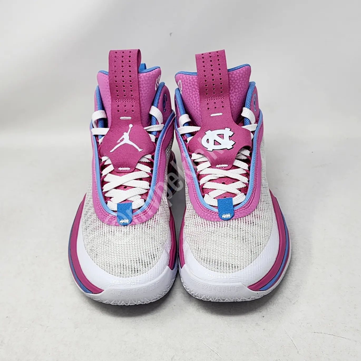 Air Jordan 36 - UNC Tar Heels PE