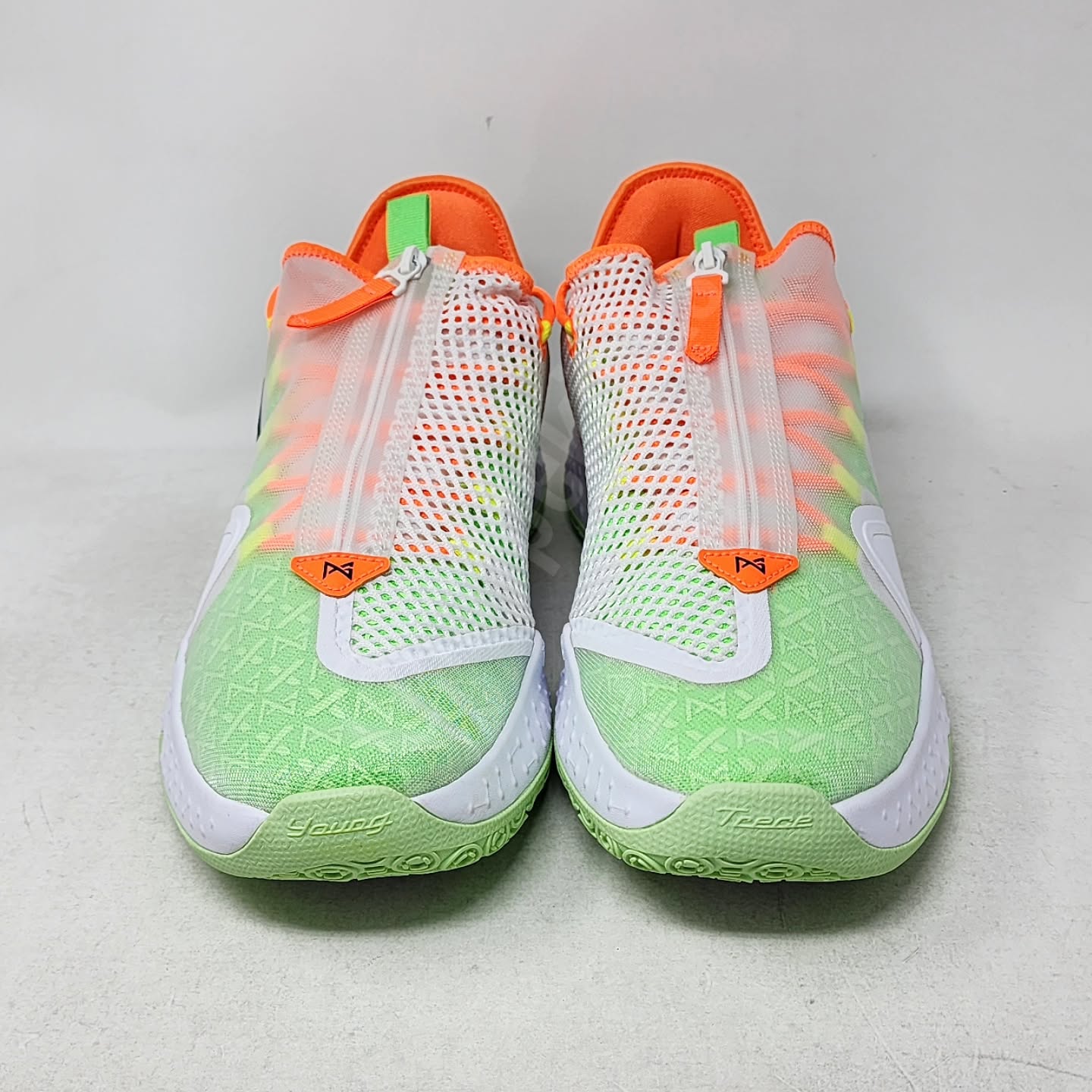 Nike PG 4 x Gatorade - Paul George "White Gx" PE