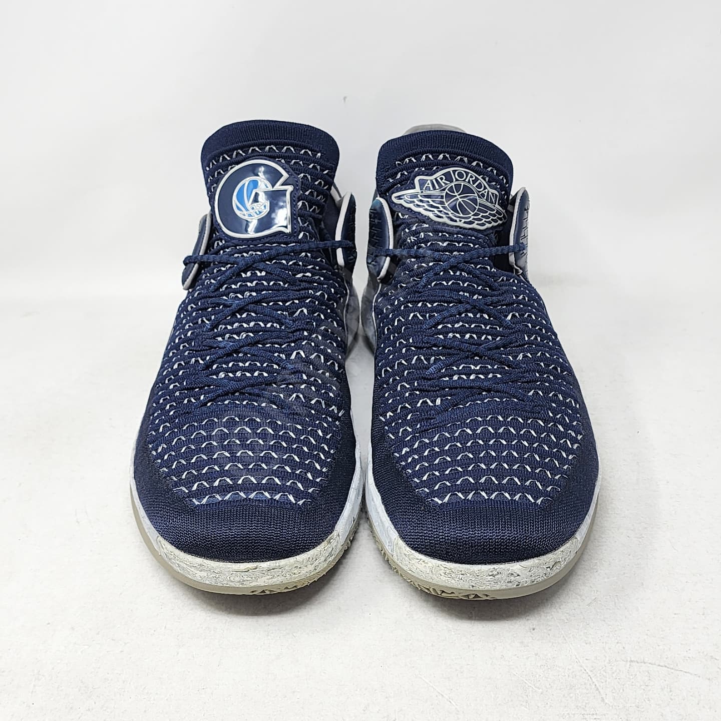 Air Jordan 32 Low - Georgetown Hoyas PE