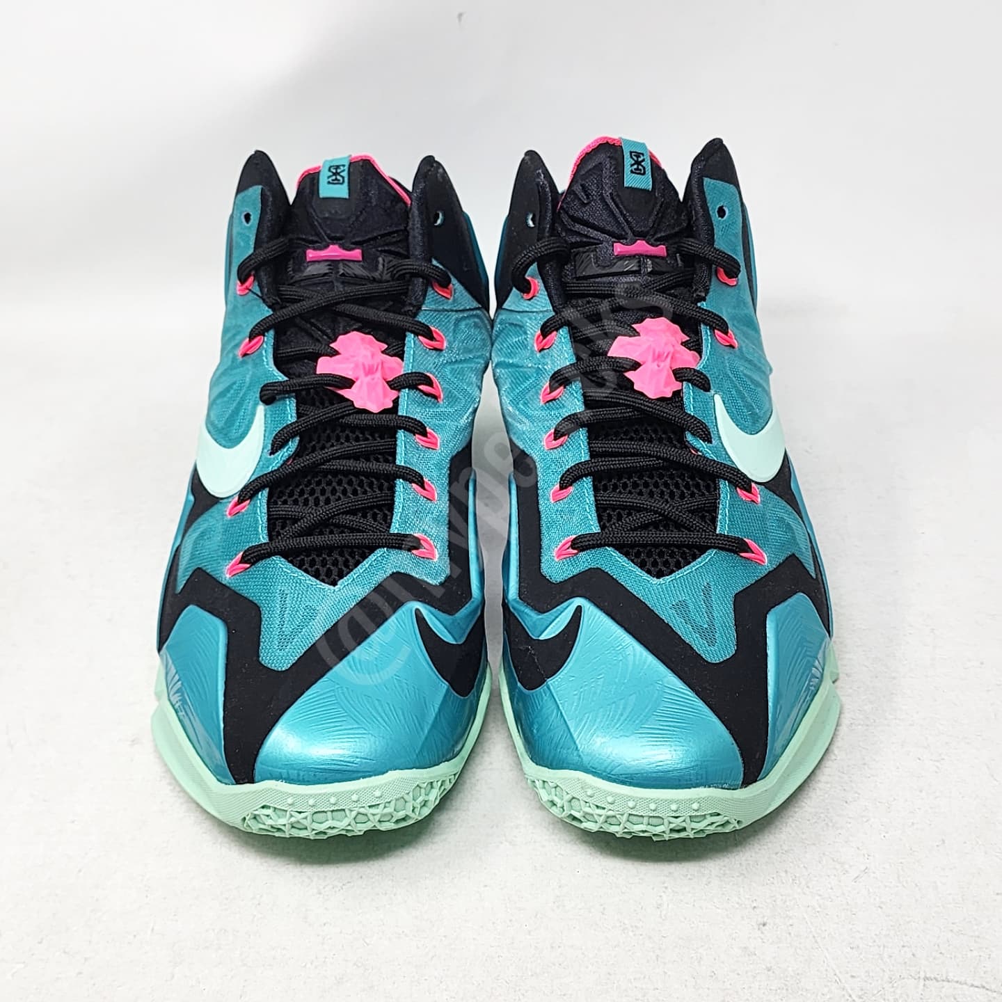 Nike LeBron 11 - "South Beach"