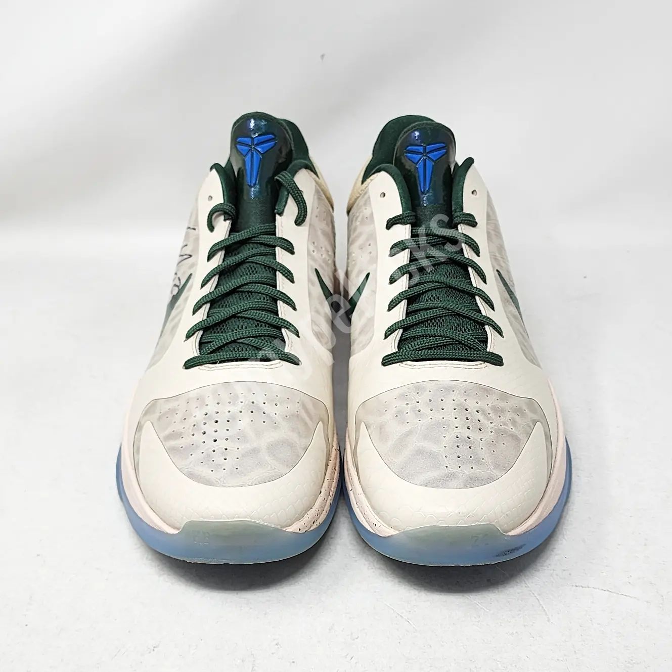 Nike Kobe 5 Protro - Khris Middleton Milwaukee Bucks PE