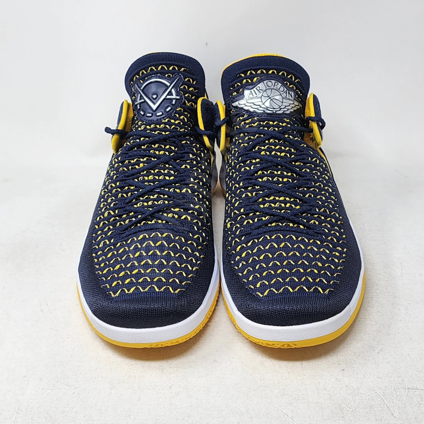 Air Jordan 32 Low - Victor Oladipo Indiana Pacers PE