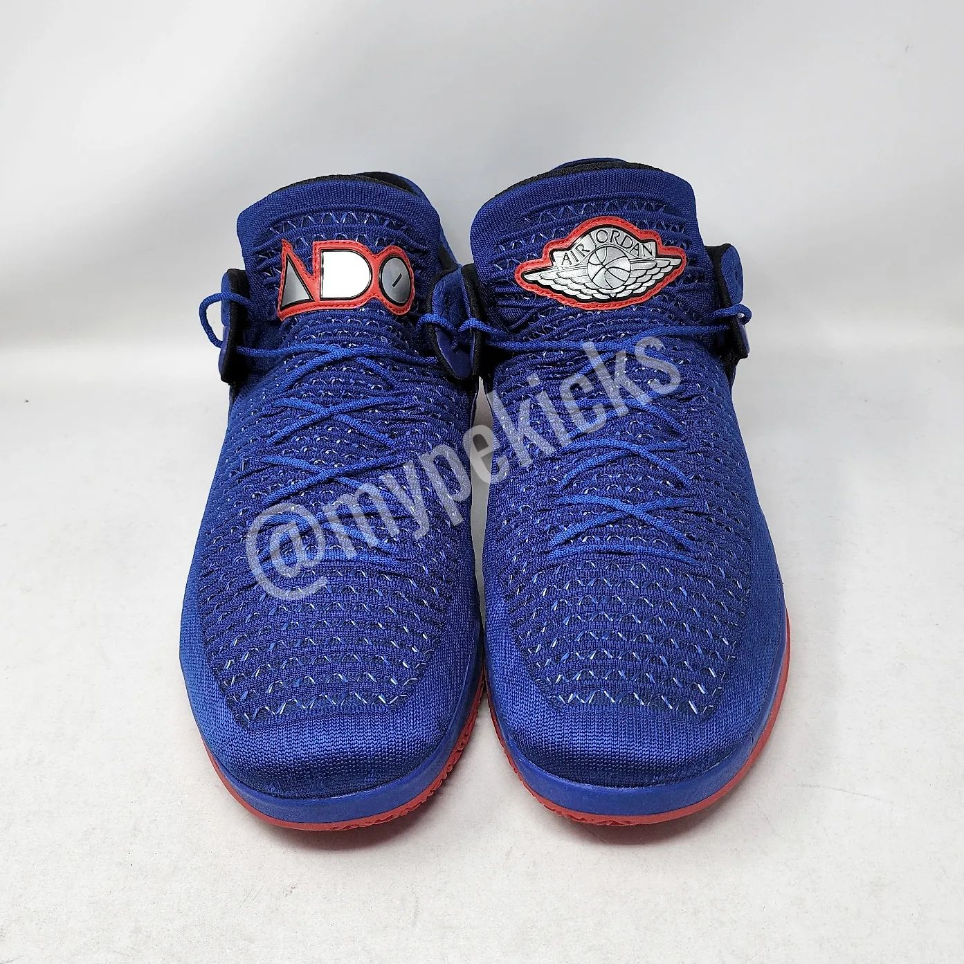 AJ 32 低帮 - 德拉蒙德活塞队 PE