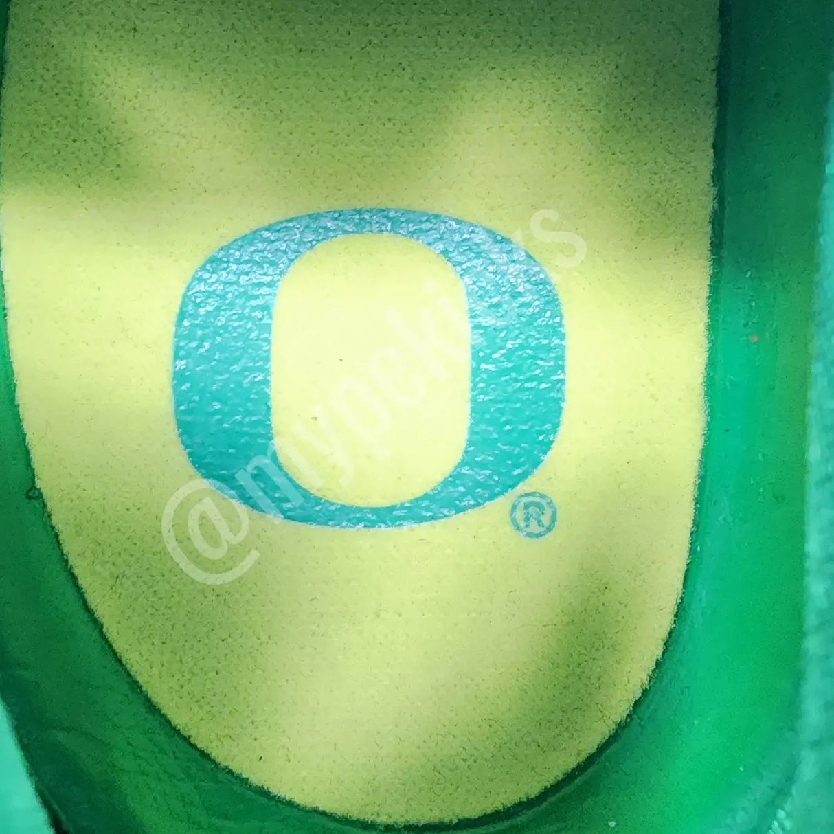 Nike Kobe 11 Elite Low - Oregon Ducks PE