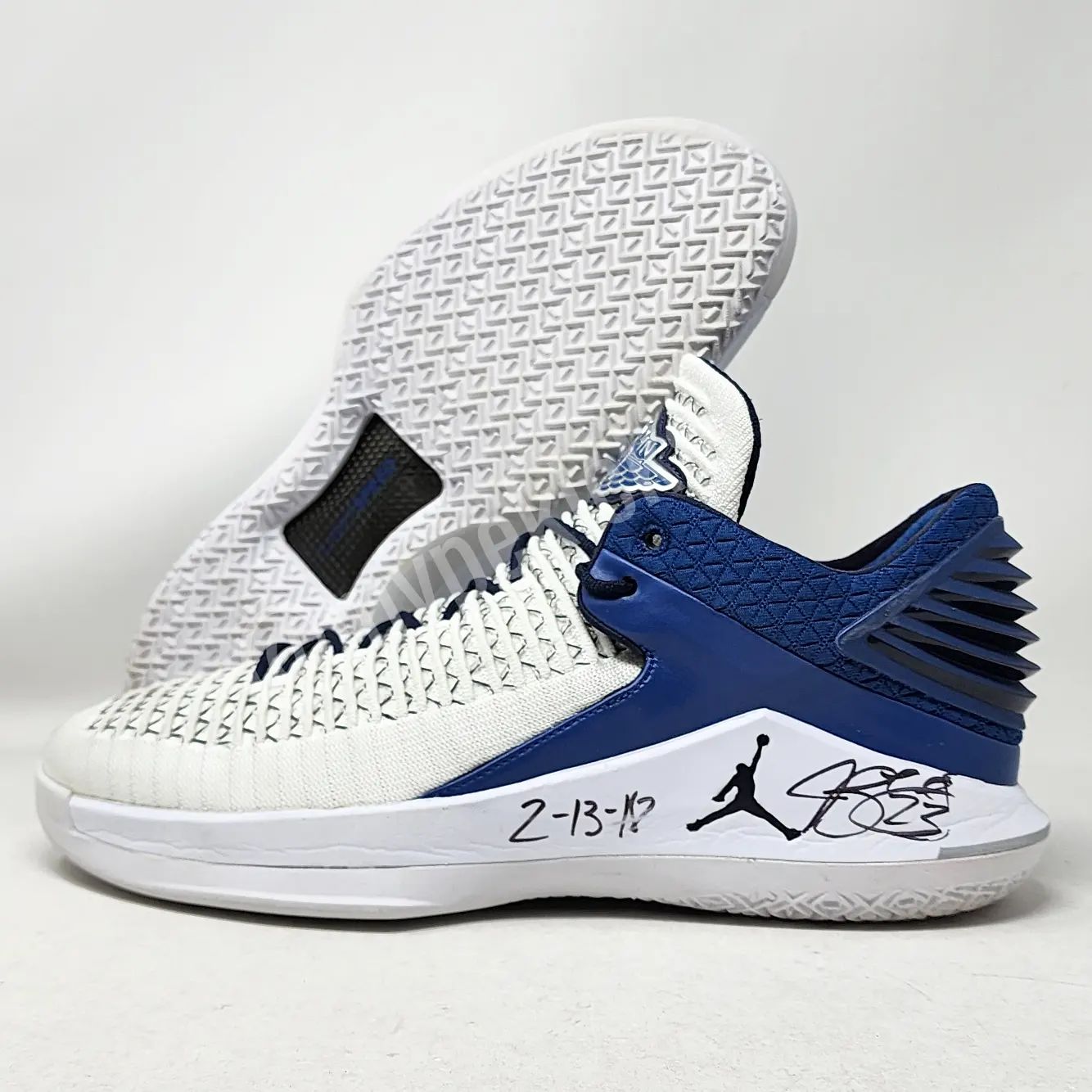 Air Jordan 32 Low - Jimmy Butler Minnesota Timberwolves PE
