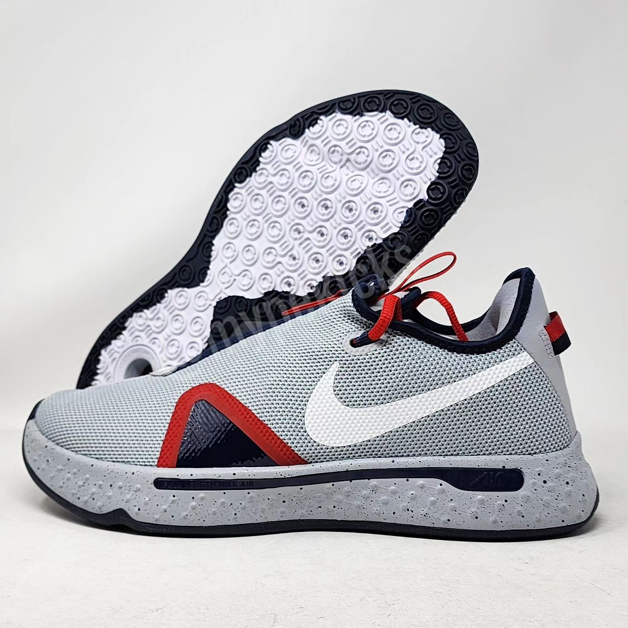 Nike PG 4 - UConn Huskies PE