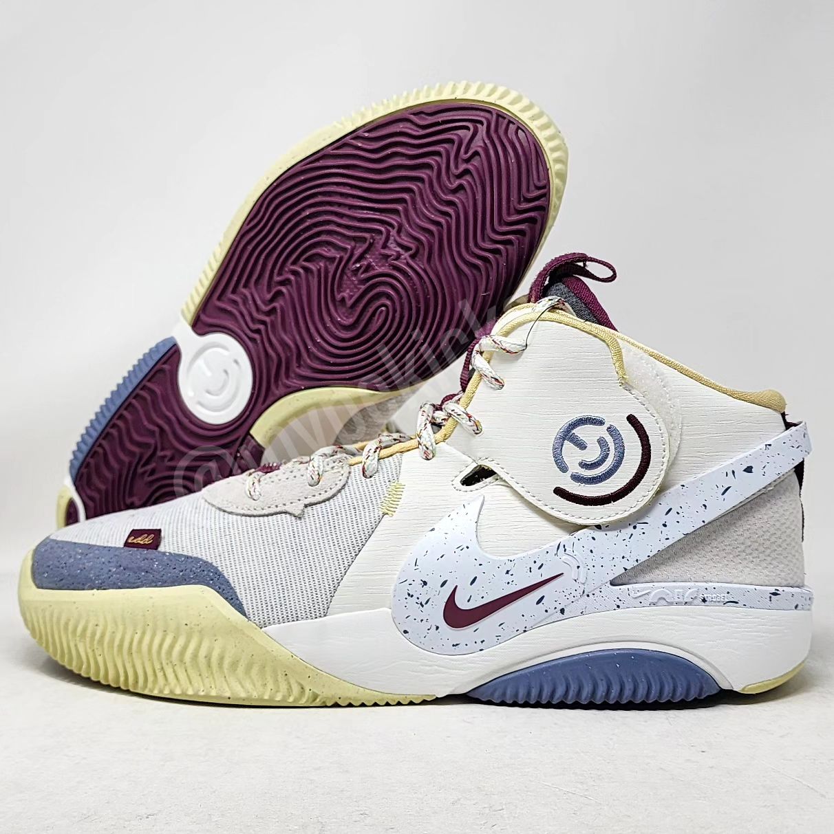 Nike Air Deldon - Deldon Designs