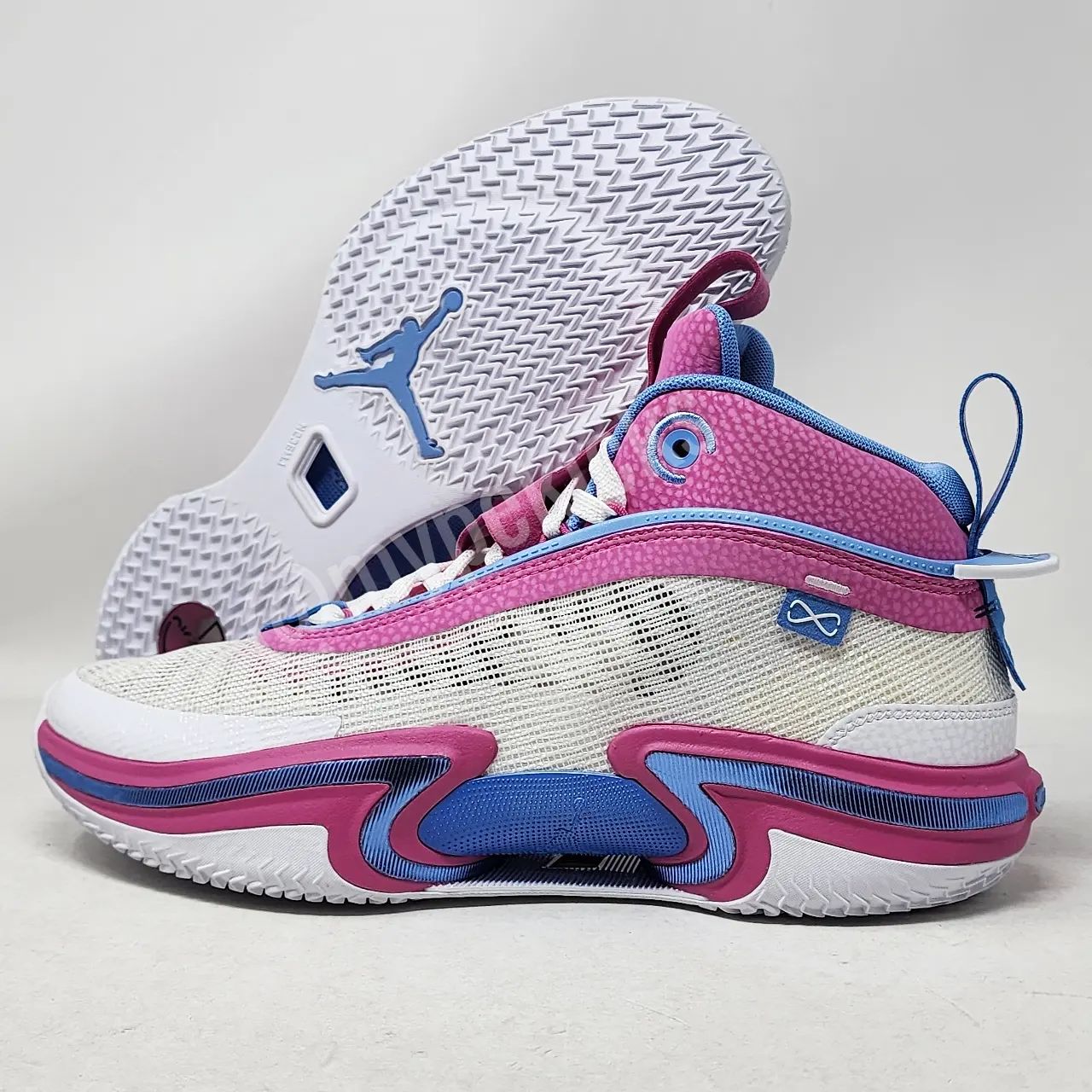 Air Jordan 36 - UNC Tar Heels PE