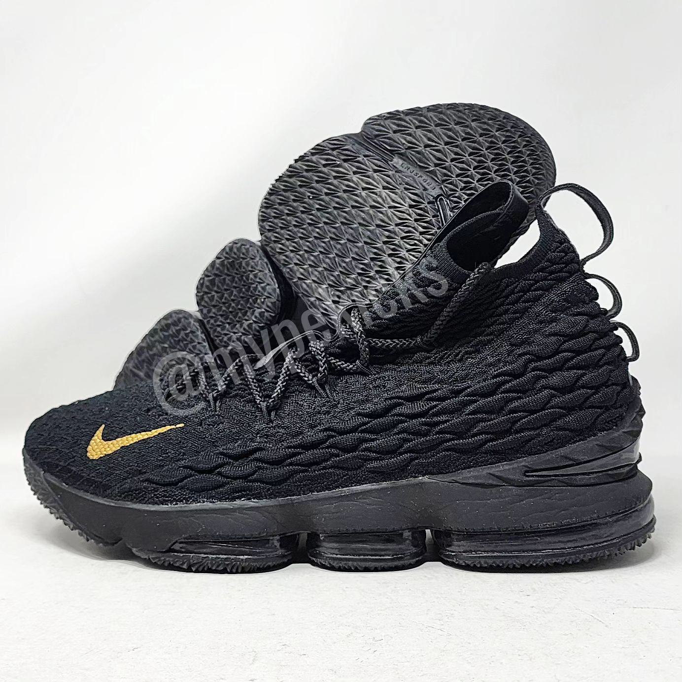 Nike LeBron 15 - PK80 Phil Knight Invitational PE