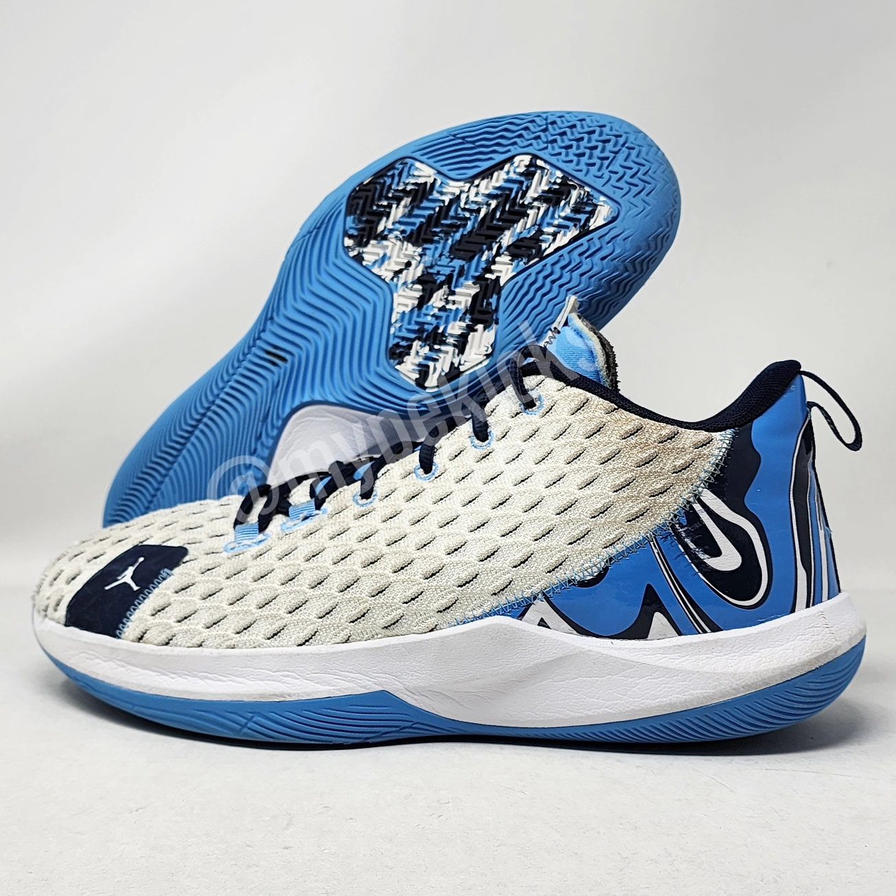 Jordan CP3.XII - UNC Tar Heels PE