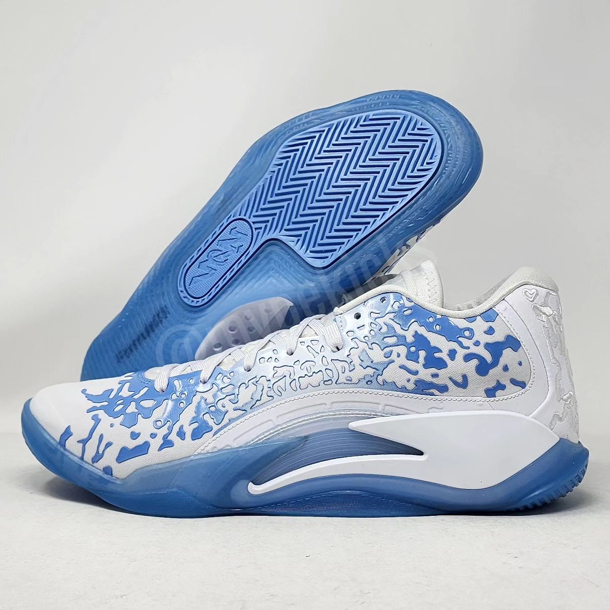 Jordan Zion 3 - UNC Tar Heels PE