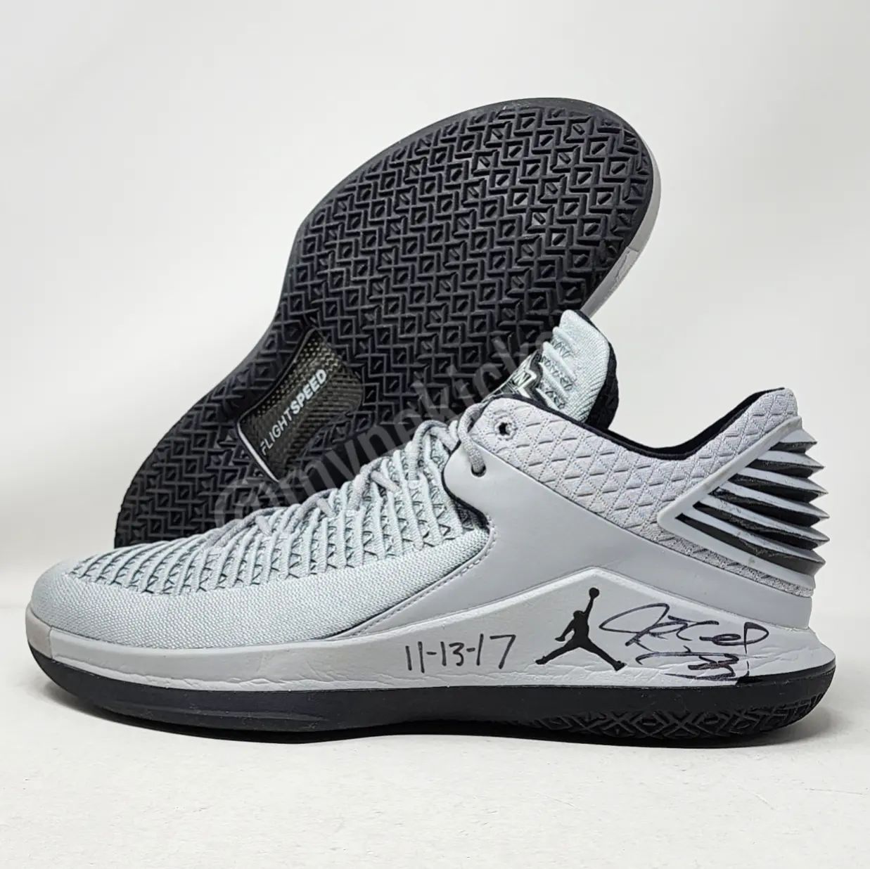 Air Jordan 32 Low - Jimmy Butler Minnesota Timberwolves PE