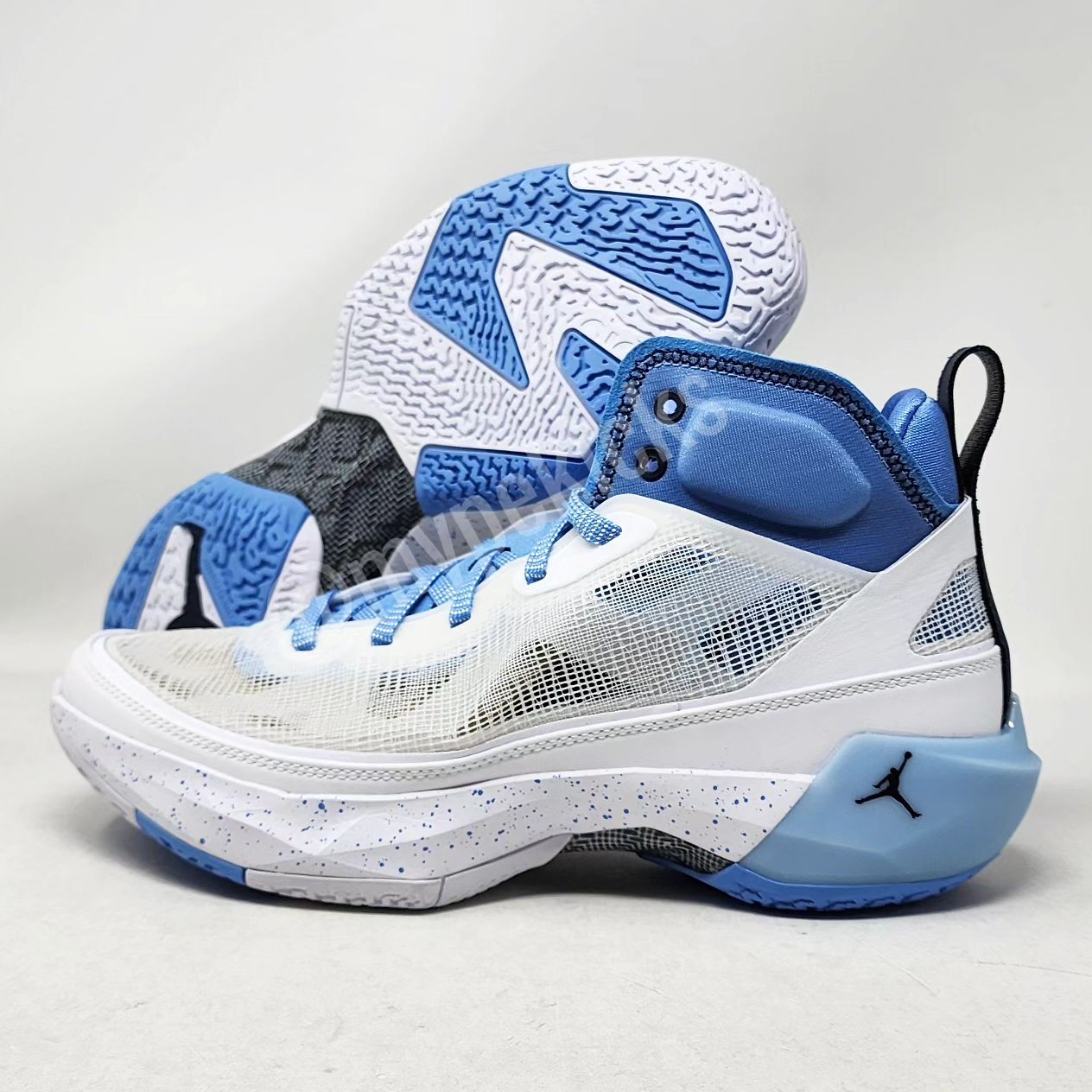 Air Jordan 37 - UNC Tar Heels PE