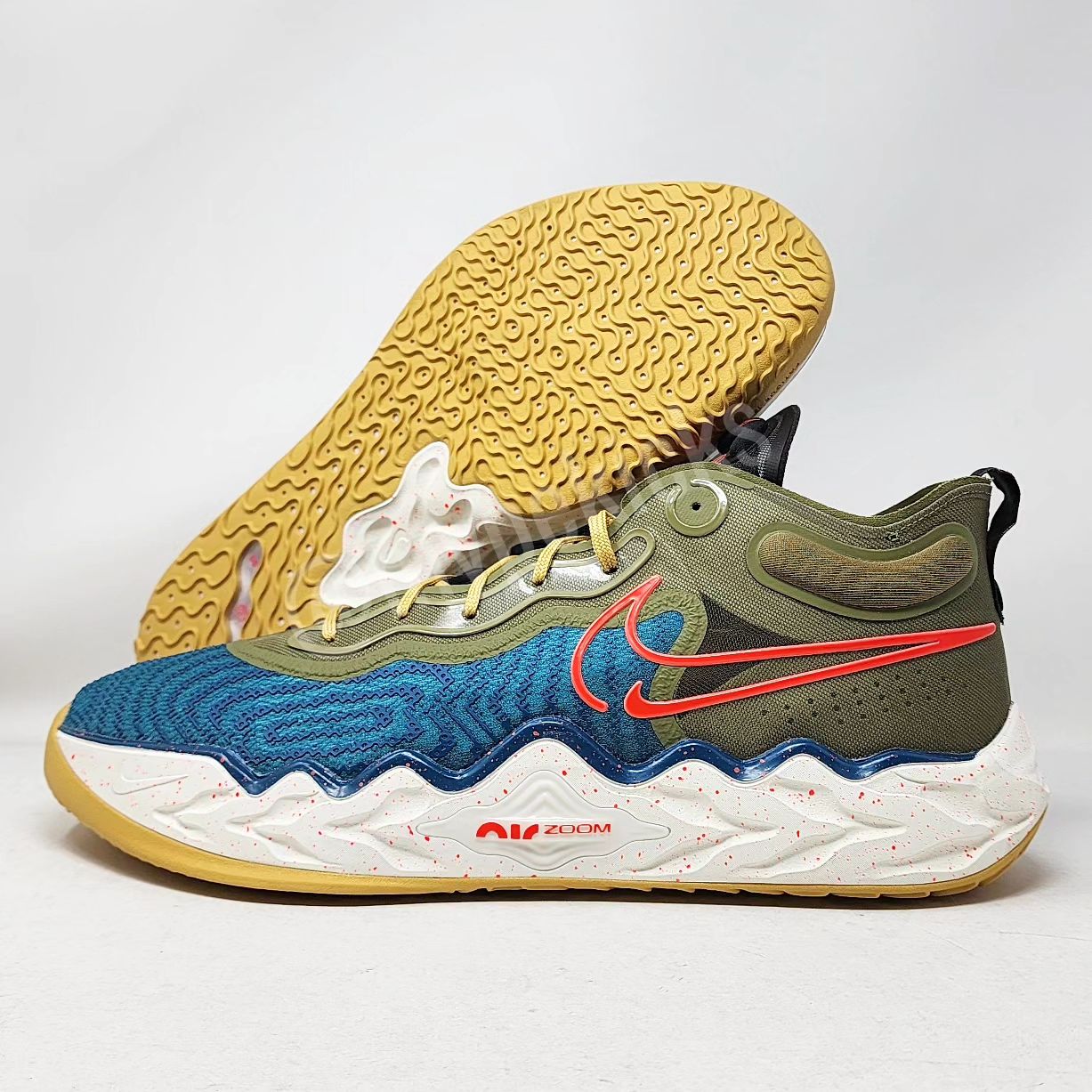 Nike G.T. Run - Kevin Love Cleveland Cavaliers PE