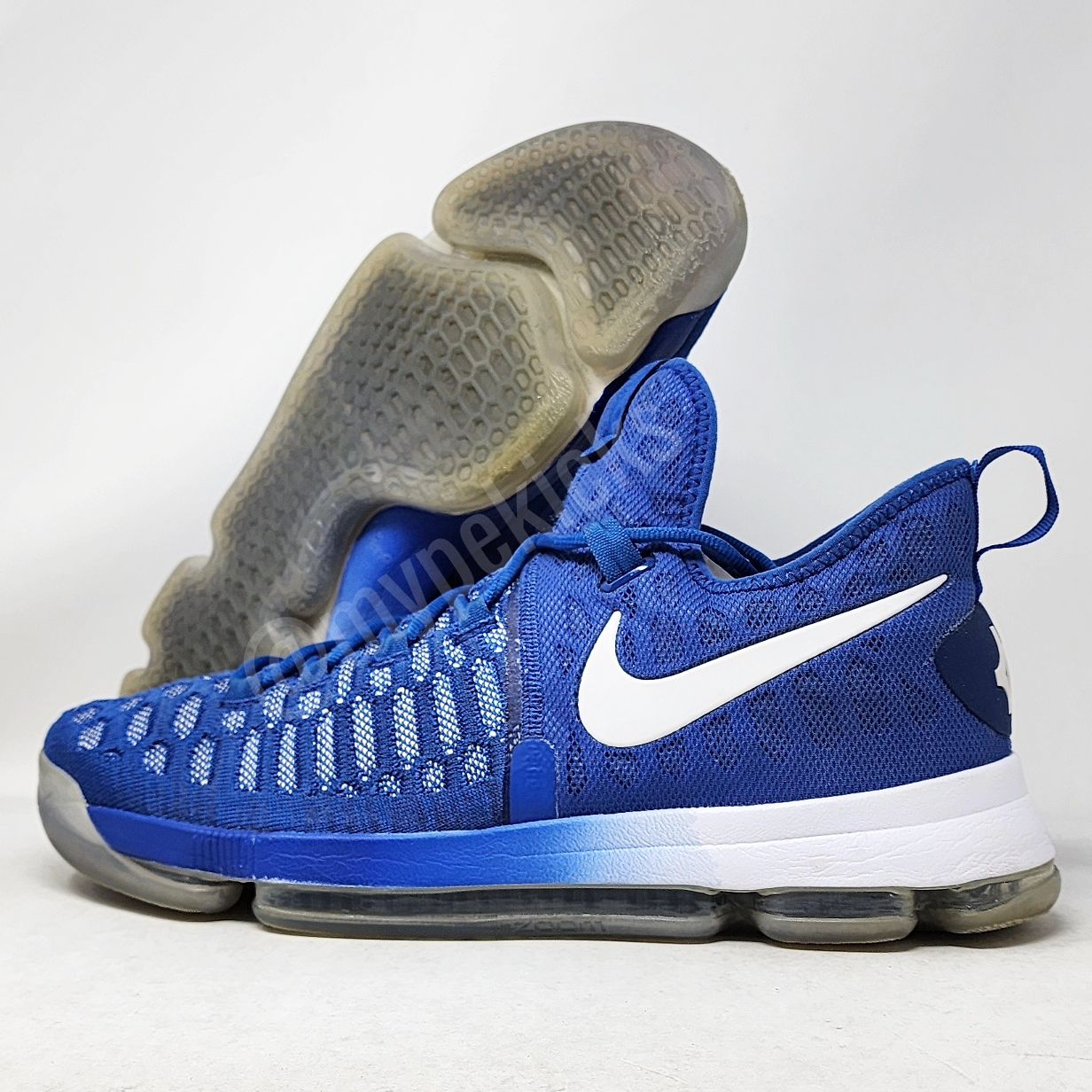Nike KD 9 - Kentucky Wildcats PE