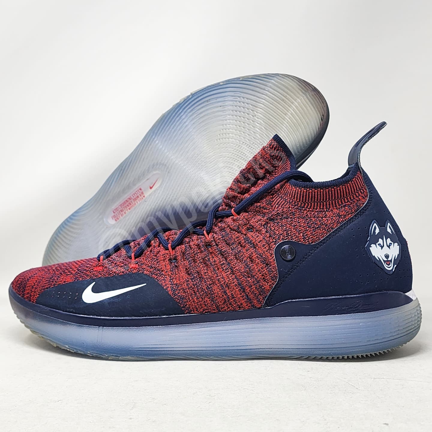 Nike KD 11 - UConn Huskies PE