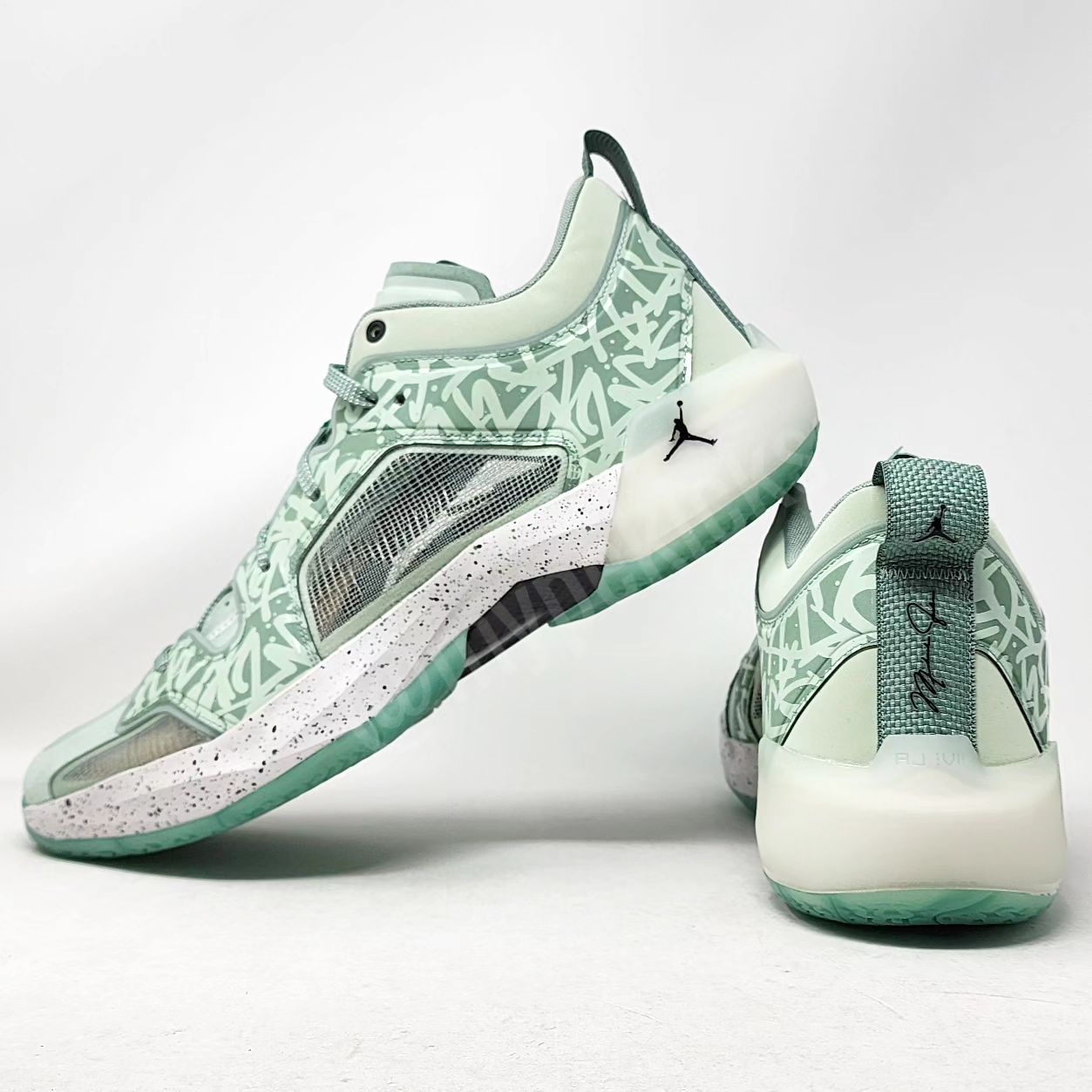 Air Jordan 37 Low - Jayson Tatum "Pistachio Frost" PE