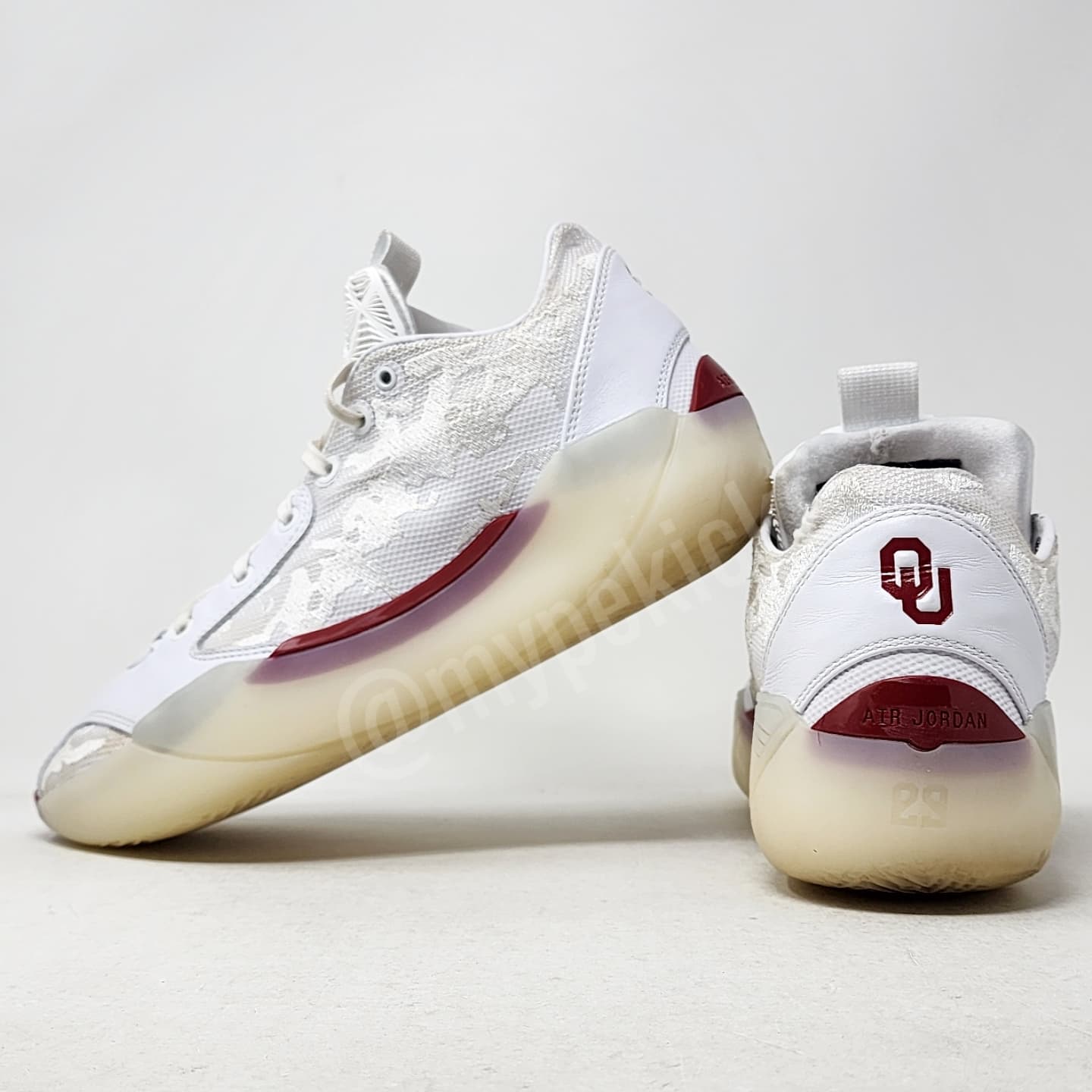 AJ 4 Retro - 俄克拉荷马大学队 PE