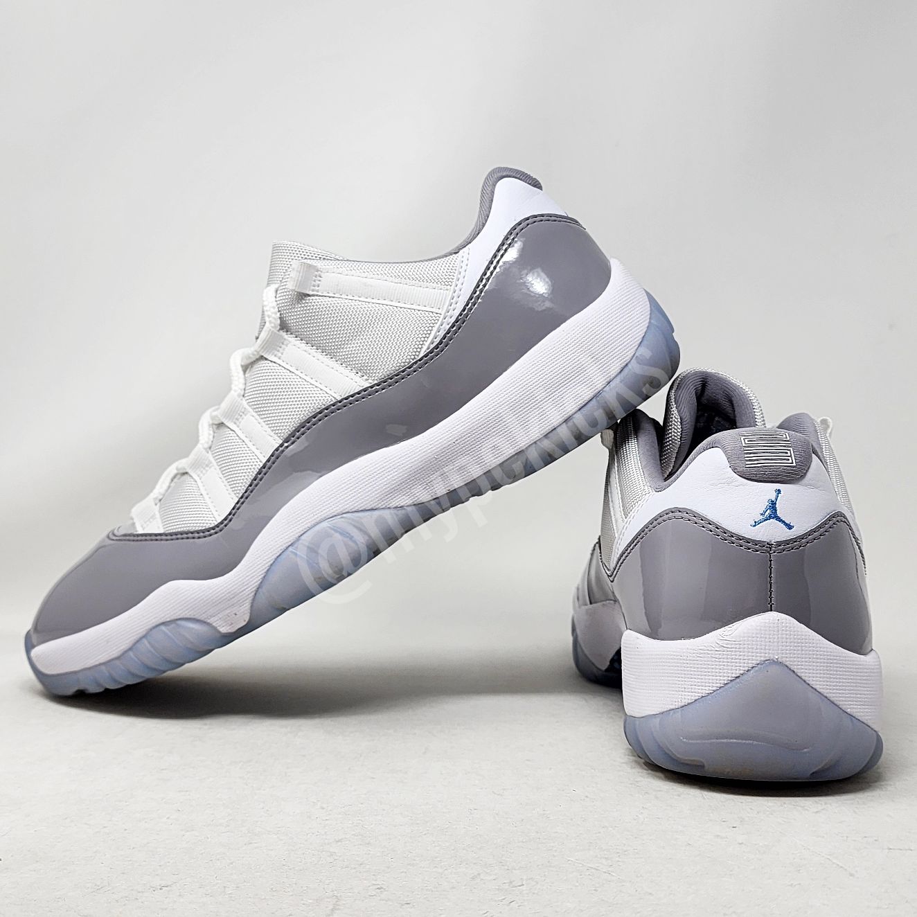 Air Jordan 11 Retro Low - Cement Grey