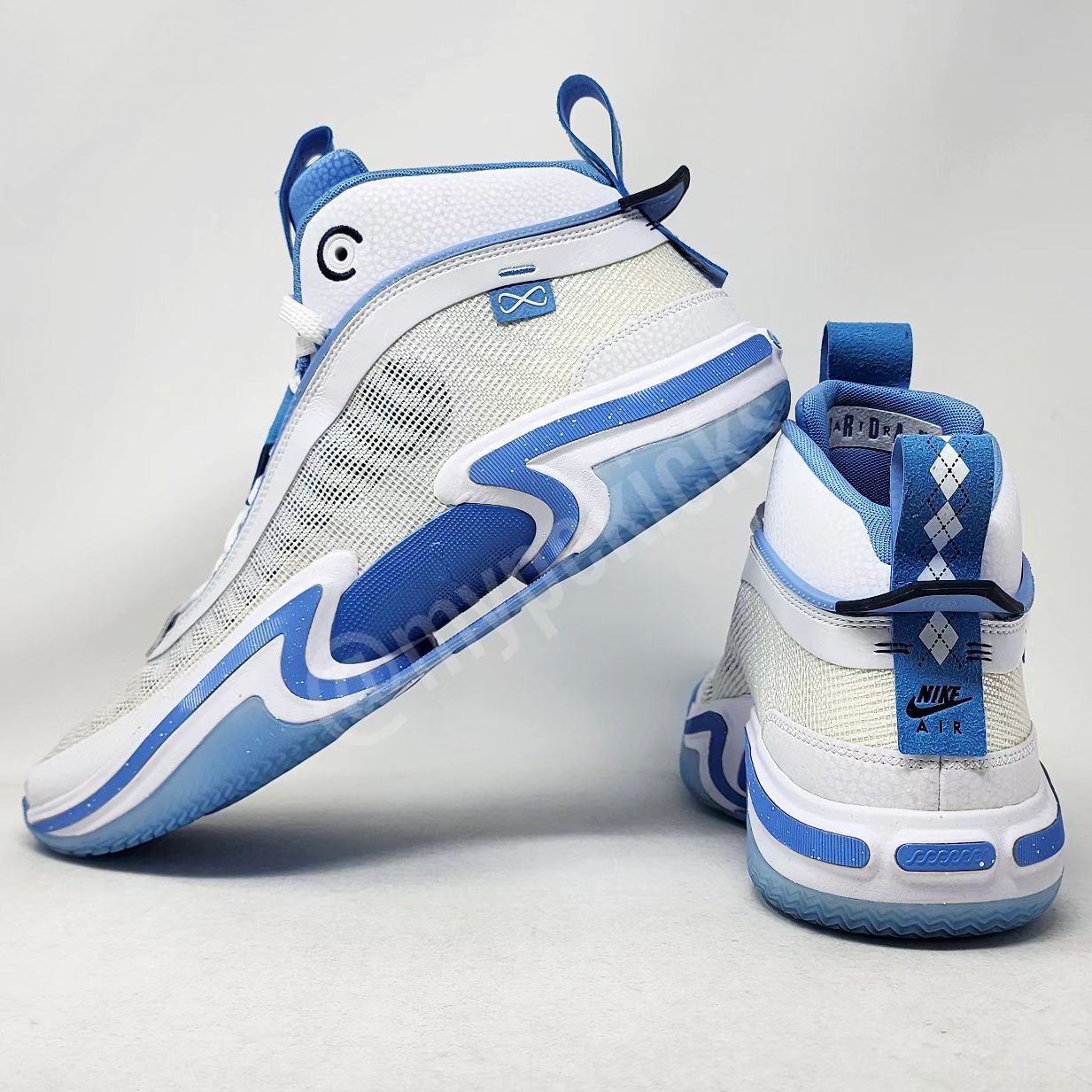 Air Jordan 36 - UNC Tar Heels PE