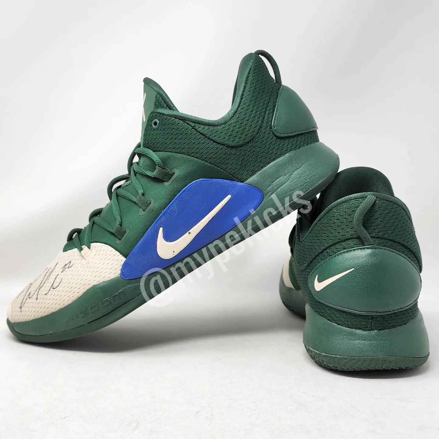 Nike Hyperdunk X Low - Khris Middleton Milwaukee Bucks PE