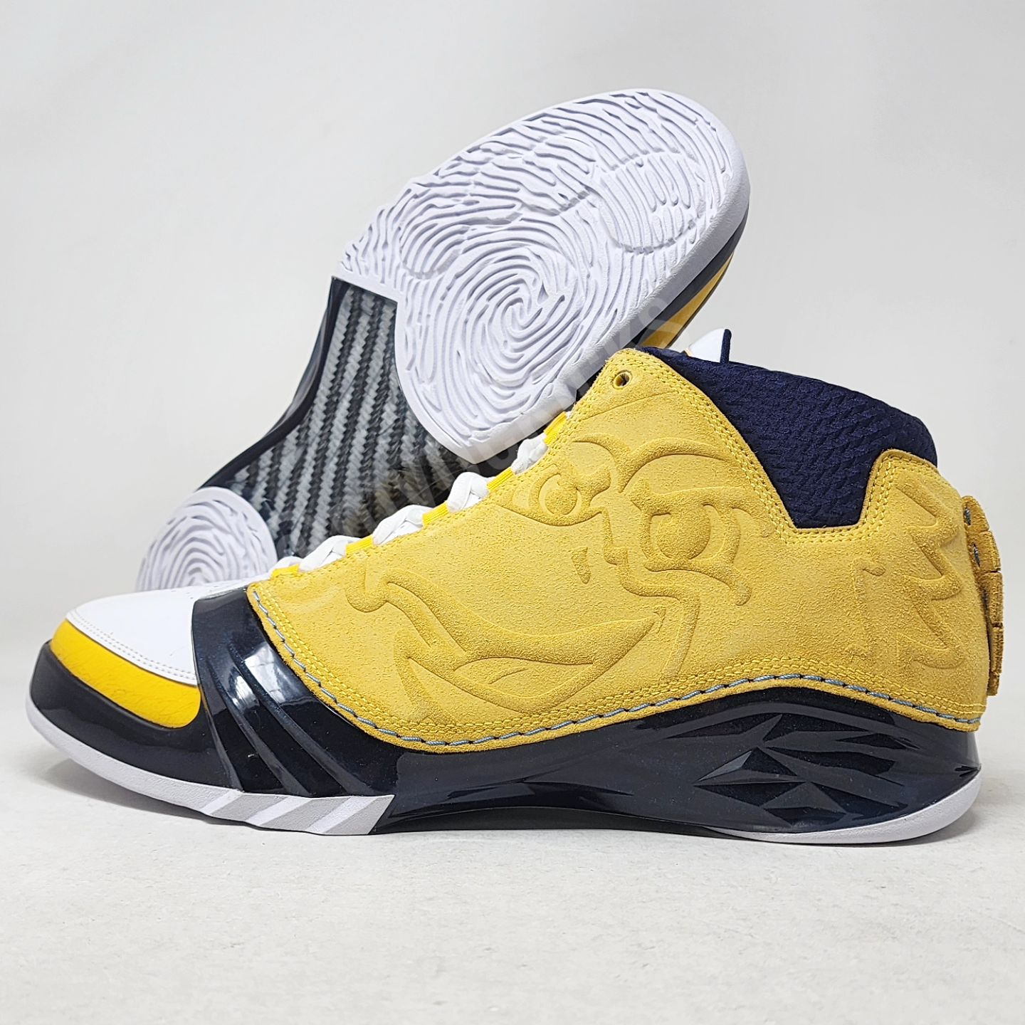 Air Jordan 23 Retro - Marquette Golden Eagles PE