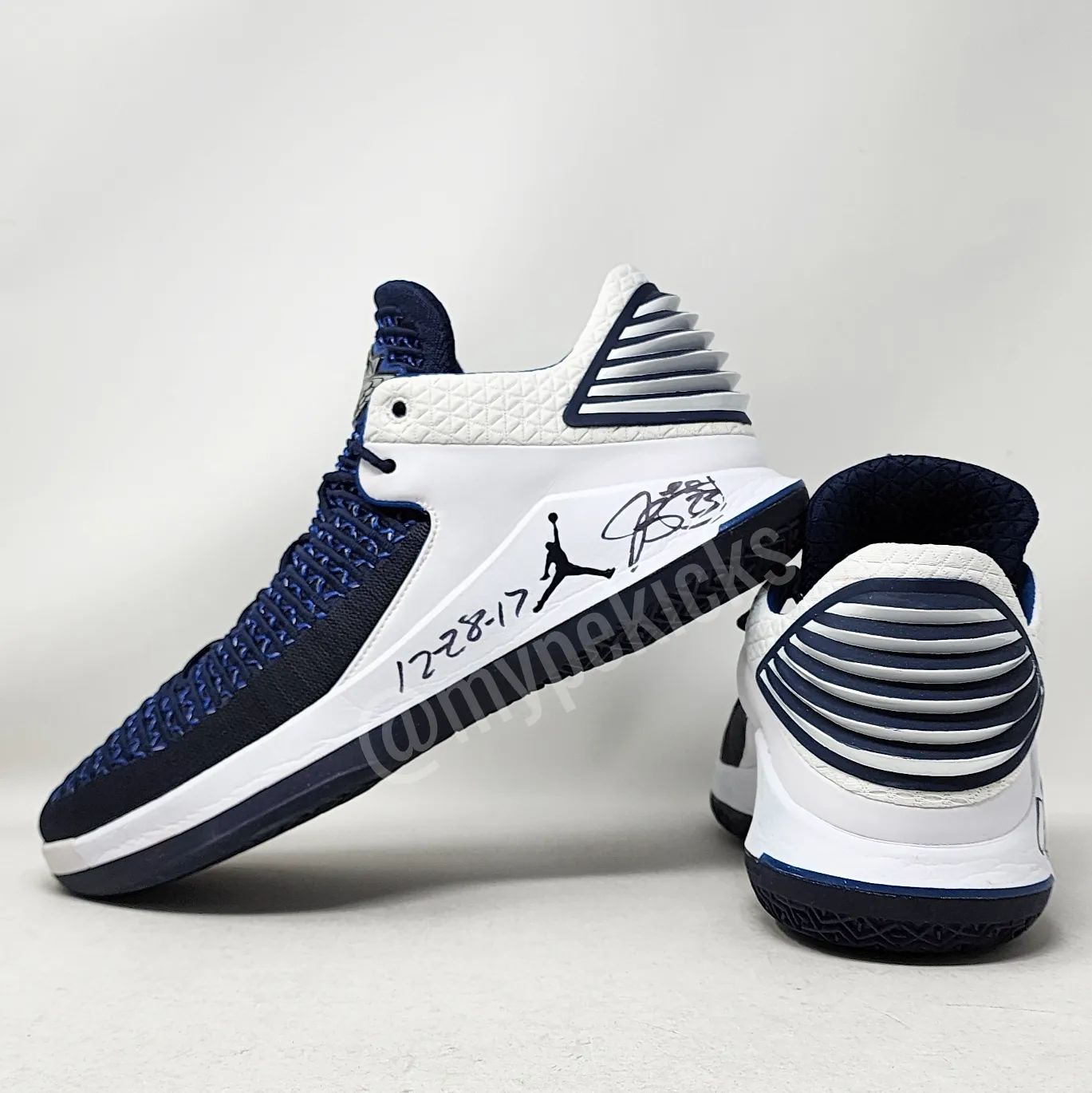 Air Jordan 32 Low - Jimmy Butler Minnesota Timberwolves PE