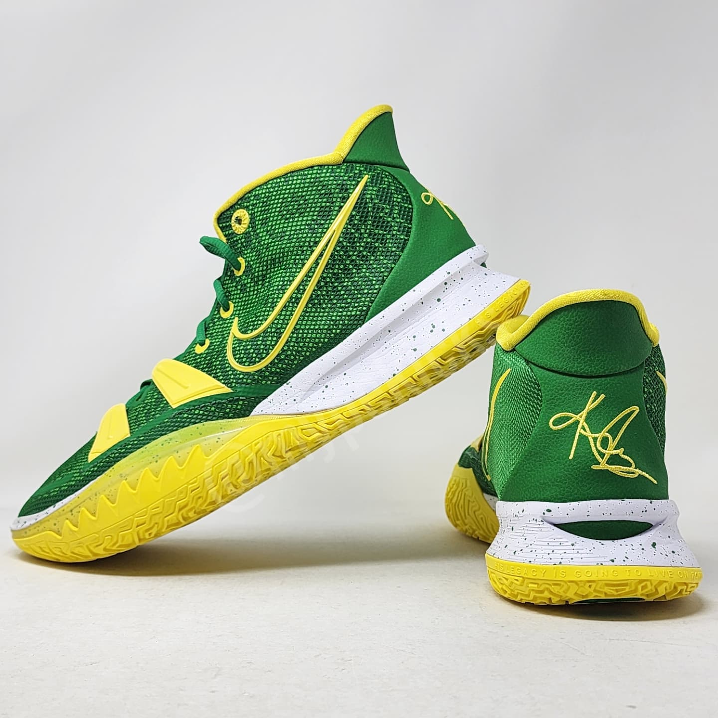 Nike Kyrie 7 - Oregon Ducks PE